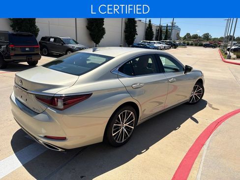 Certified 2025 Lexus ES 350 w/ Premium Package FWD image 2