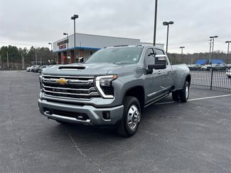 Used 2026 Chevrolet Silverado 3500 High Country w/ Technology Package video 2