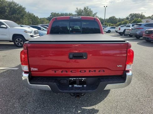 Used 2017 Toyota Tacoma SR5 image 11