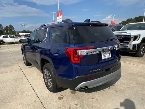 Certified 2023 GMC Acadia SLE w/ Driver Convenience Package image 11