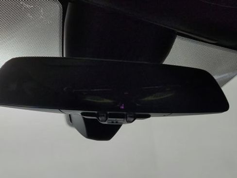 Used 2021 BMW M4 Competition w/ M Carbon Exterior Package RWD image 84