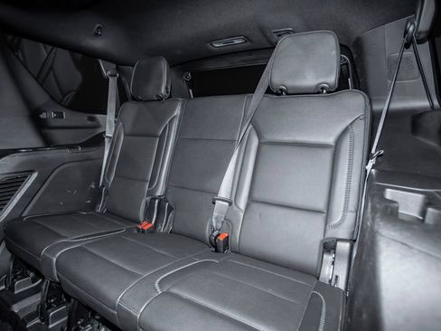 Used 2023 GMC Yukon Denali AWD/4WD image 15