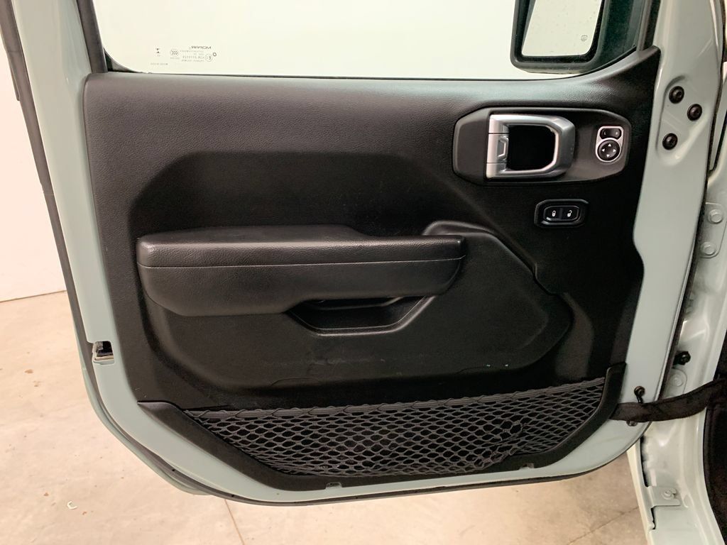 Used 2024 Jeep Wrangler Unlimited Sport AWD/4WD image 5