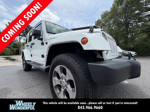 Used 2018 Jeep Wrangler Unlimited Sahara AWD/4WD image 23