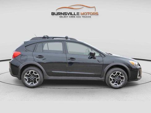 Used 2016 Subaru Crosstrek 2.0i Premium image 8