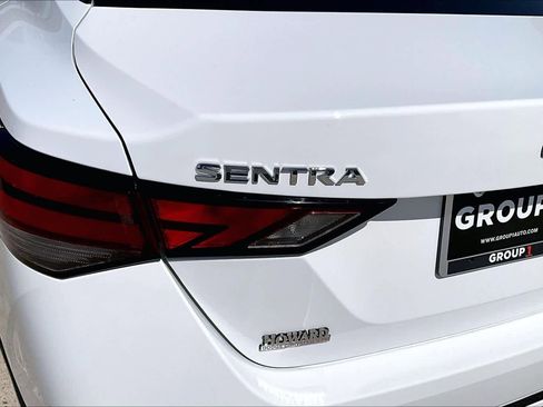 Used 2025 Nissan Sentra SV FWD image 30