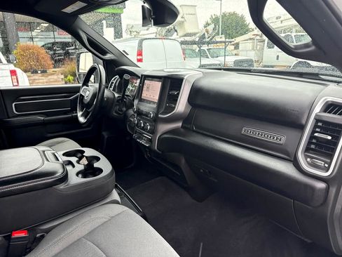 Used 2024 RAM 3500 Big Horn image 27