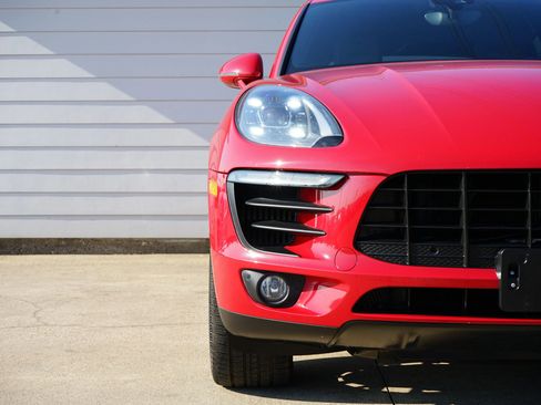 Used 2017 Porsche Macan S image 8