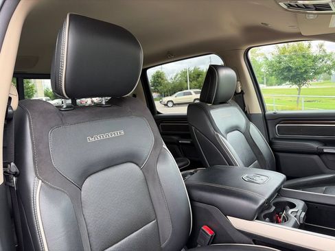 Used 2021 RAM 1500 Laramie AWD/4WD image 33