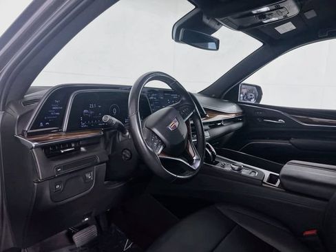 Used 2021 Cadillac Escalade Luxury RWD image 11