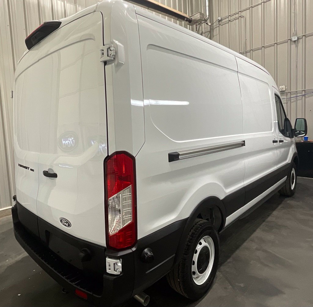 Used 2026 Ford Transit 150 148 Medium Roof w/ Fleet Fuel Economy Package RWD image 22