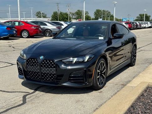Used 2025 BMW 430i xDrive w/ M Sport Package AWD/4WD image 3