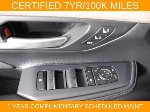 Used 2025 Toyota Grand Highlander AWD Hybrid image 15