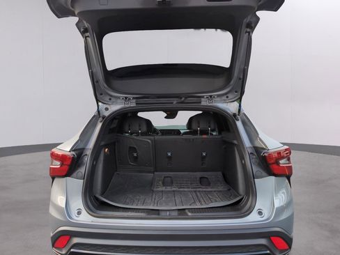 Used 2024 Chevrolet Trax RS w/ Sunroof Package image 10