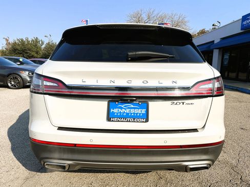 Used 2019 Lincoln Nautilus Reserve image 3