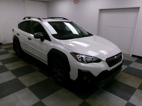 Used 2021 Subaru Crosstrek 2.5i Sport w/ Moonroof Package AWD/4WD image 15
