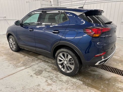 Used 2023 Buick Encore GX Essence w/ Experience Buick Package FWD image 4