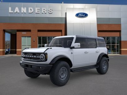 New 2025 Ford Bronco Outer Banks w/ Sasquatch Package
