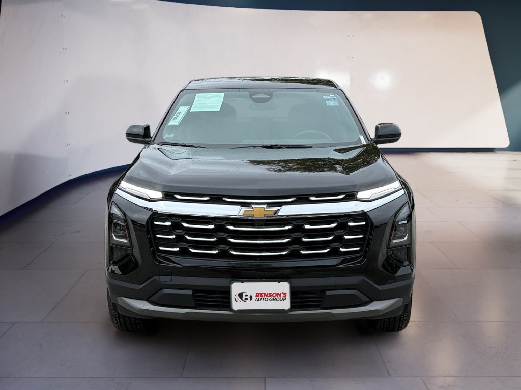 Used 2026 Chevrolet Equinox LT AWD/4WD image 8