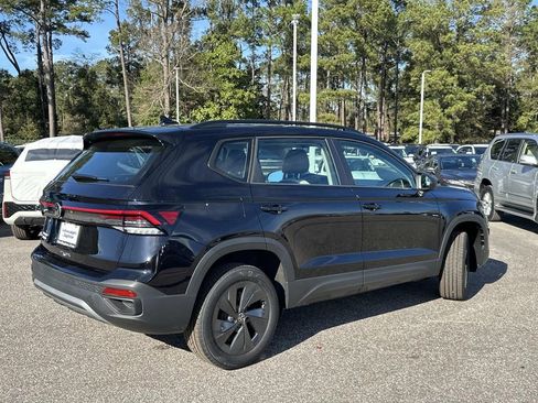 New 2026 Volkswagen Taos S FWD image 5