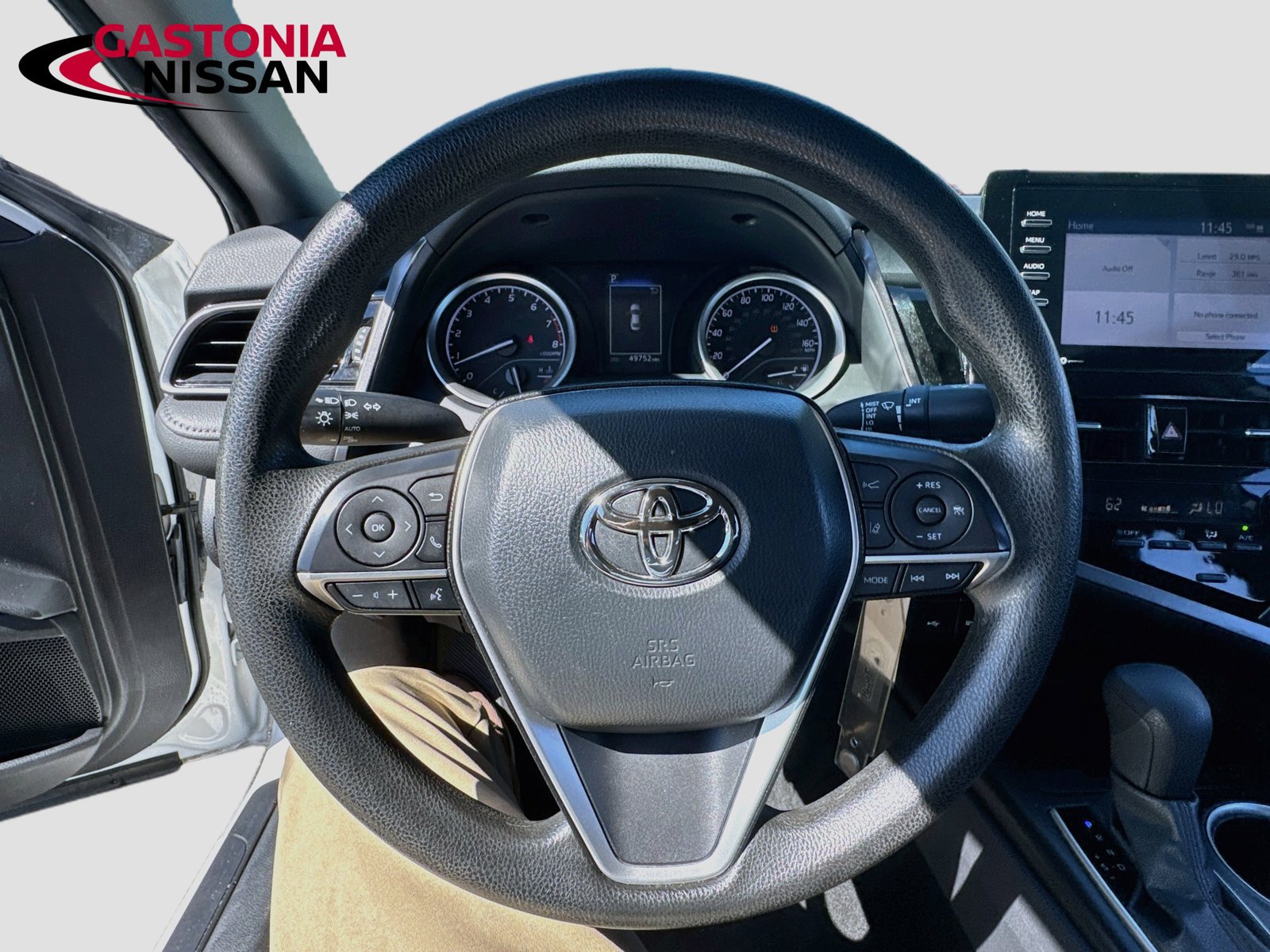Used 2023 Toyota Camry LE FWD image 14