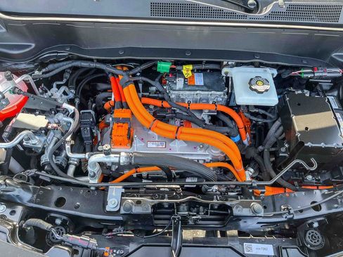 New 2027 Chevrolet Bolt LT w/ Comfort Package image 25