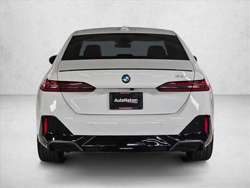 Used 2024 BMW 530i w/ M Sport Package image 7