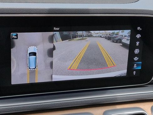 Certified 2021 Mercedes-Benz GLE 450 4MATIC image 21
