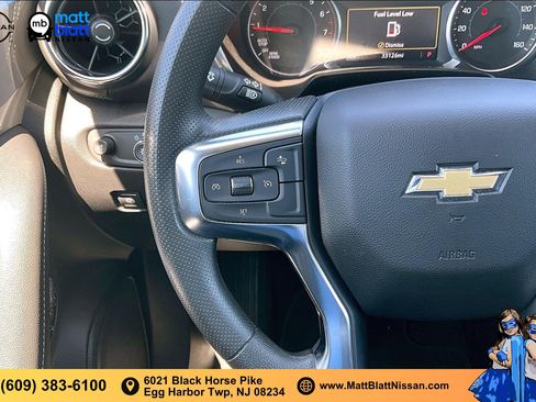 Used 2025 Chevrolet Blazer LT AWD/4WD image 16