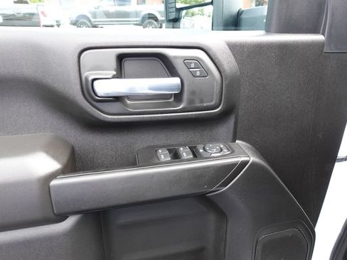Used 2024 GMC Sierra 2500 Pro AWD/4WD image 16