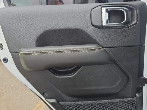 Used 2025 Jeep Wrangler Unlimited Rubicon 392 image 26