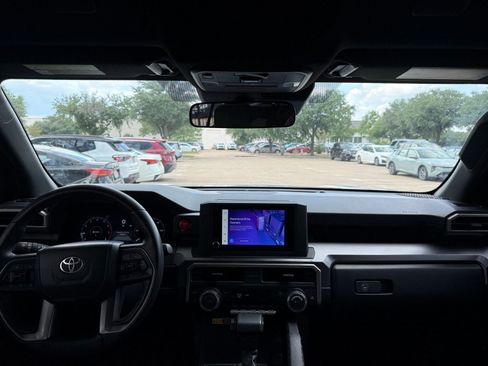Used 2025 Toyota 4Runner TRD Off-Road AWD/4WD image 33