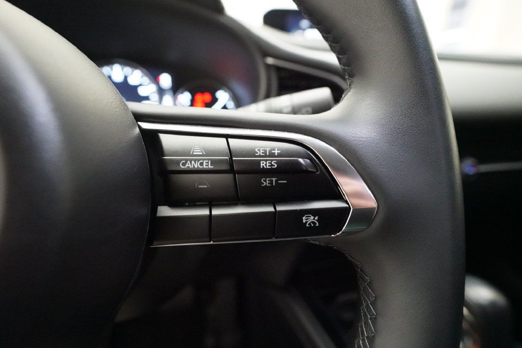 Certified 2025 MAZDA CX-30 AWD 2.5 S w/ Select Sport Pkg image 18