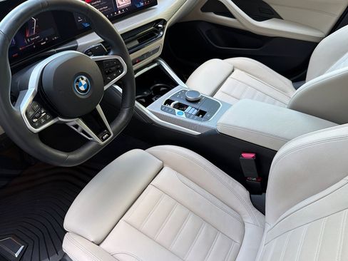 Used 2025 BMW i4 eDrive40 w/ M Sport Package image 11