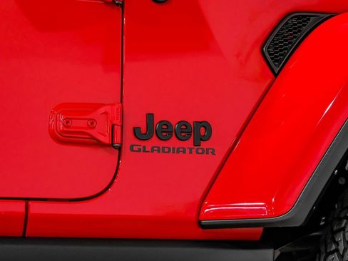 Used 2022 Jeep Gladiator Sport AWD/4WD image 53