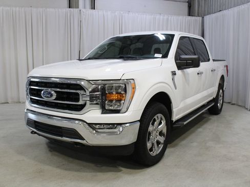 Used 2022 Ford F150 XLT w/ Equipment Group 302A High AWD/4WD image 36