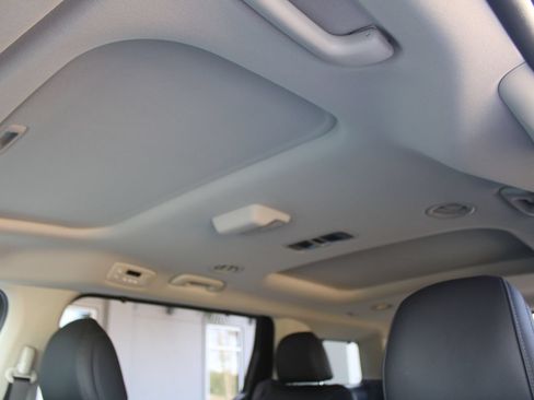 New 2026 Kia Carnival SX w/ SX Dark Edition Package FWD image 70