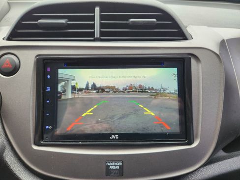 Used 2009 Honda Fit Sport image 16