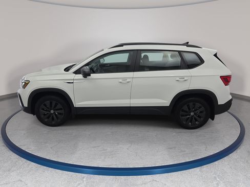 Used 2024 Volkswagen Taos S FWD image 8