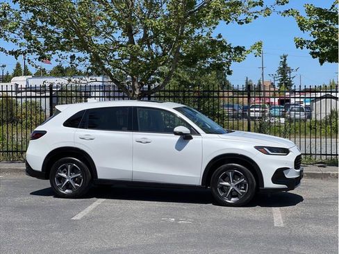 Used 2023 Honda HR-V EX-L image 1