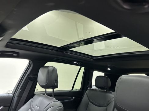 Used 2024 Cadillac XT6 Sport image 23