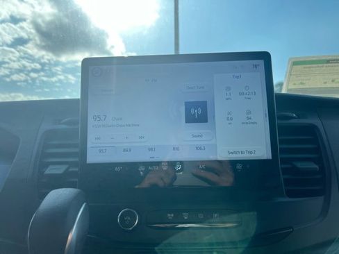 New 2026 Ford Transit 250 148 Medium Roof image 7