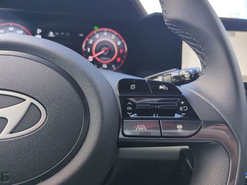 New 2026 Hyundai Elantra Limited image 32