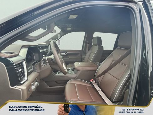 New 2026 GMC Sierra 2500 Denali w/ Denali Reserve Package image 14