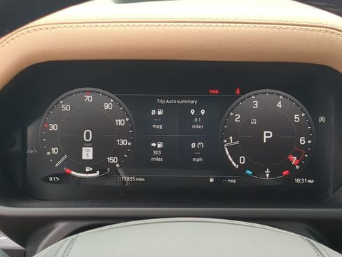 Certified 2025 Land Rover Defender 110 V8 AWD/4WD image 36