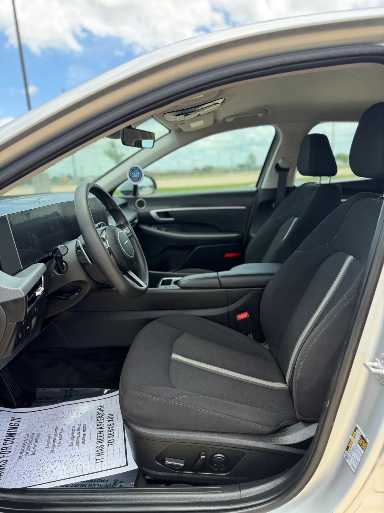 Used 2025 Hyundai Sonata SEL FWD image 25