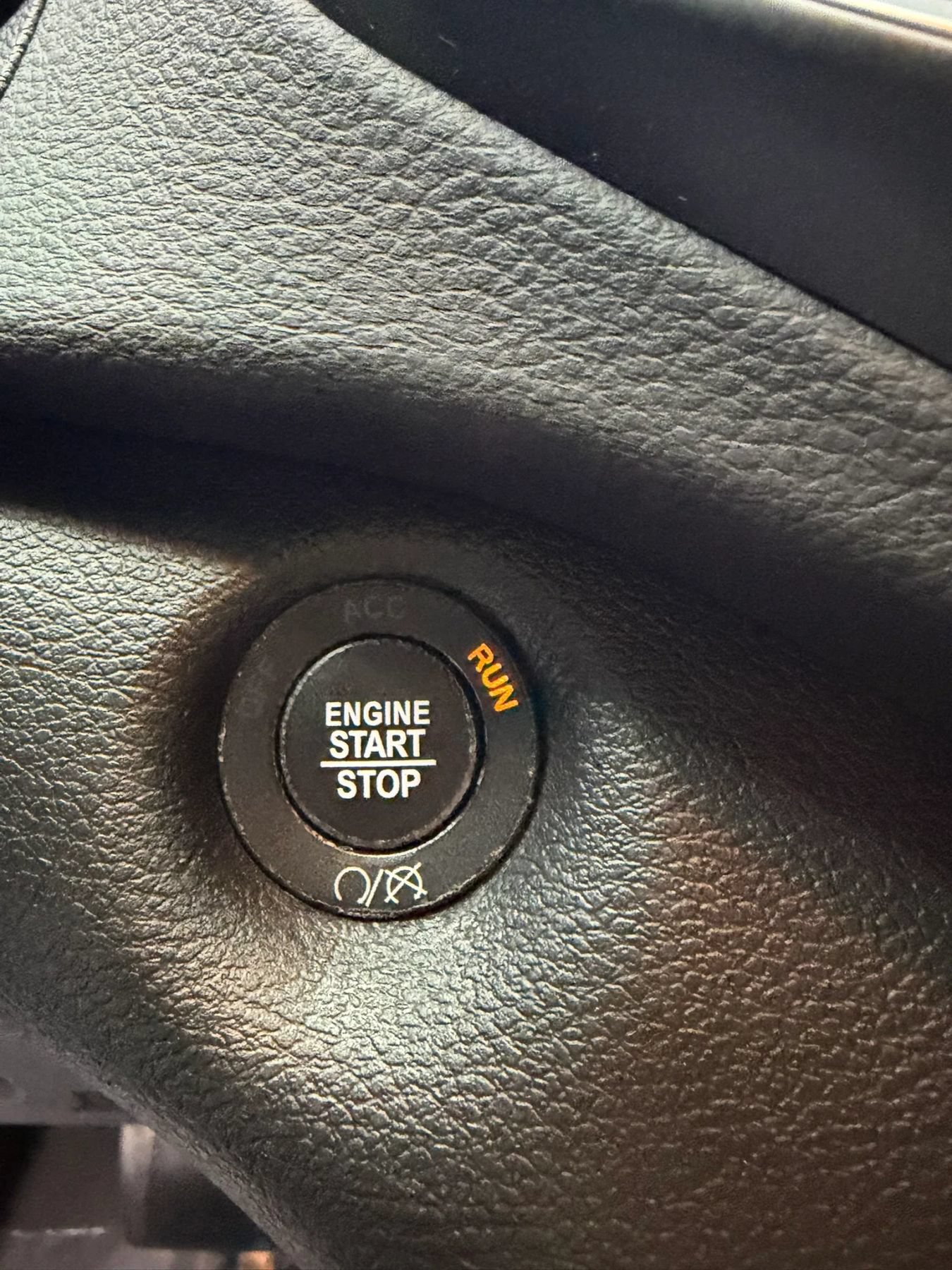 Used 2019 Jeep Cherokee High Altitude AWD/4WD image 23