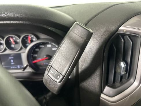 Used 2023 GMC Sierra 1500 Pro w/ Pro Value Package RWD image 19