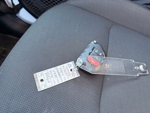 Used 2023 Jeep Wrangler Willys image 27