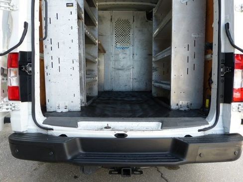 Used 2017 Nissan NV 3500 SV image 15